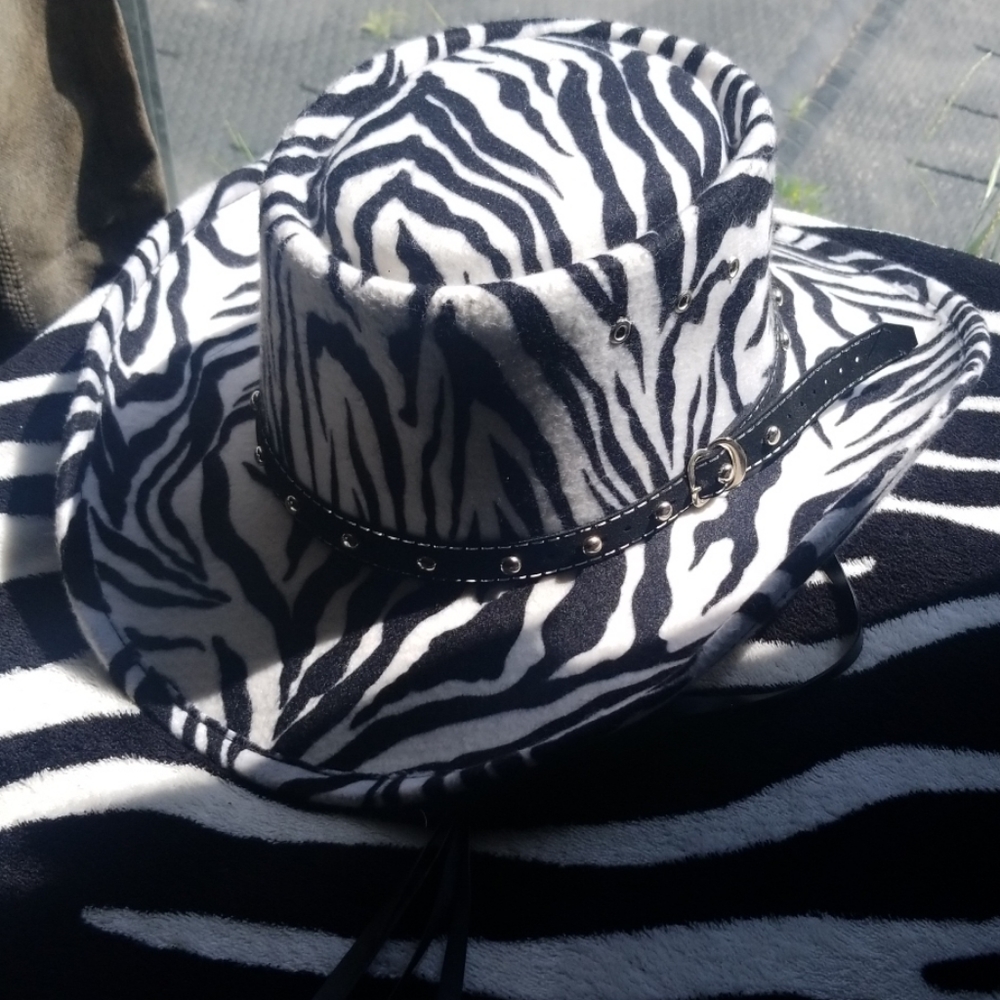 Zebra hat